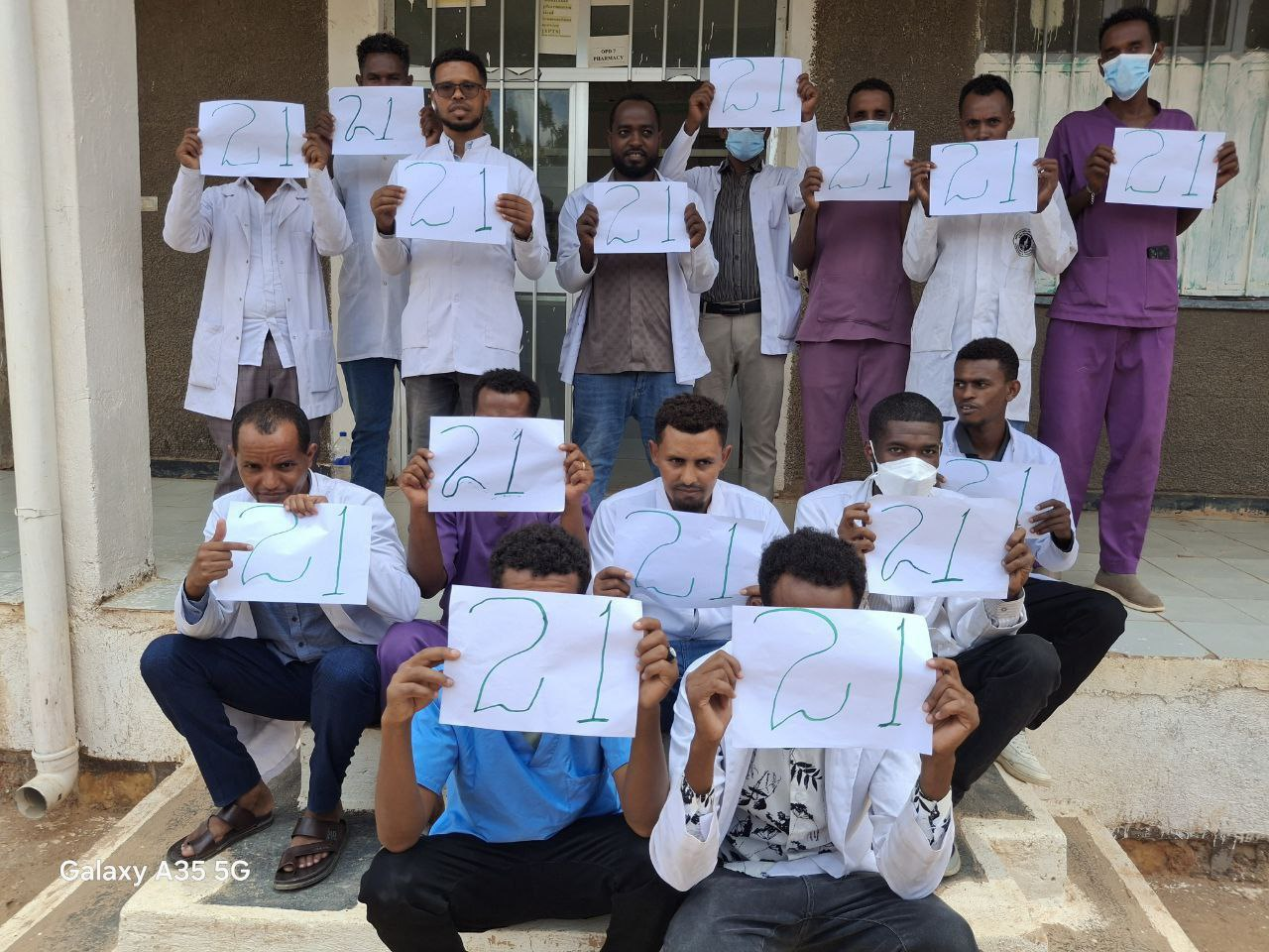 What did the Health care professionals  do wrong ?